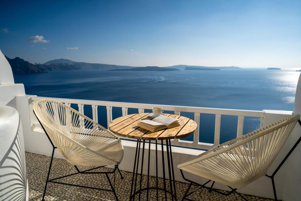 Aparthotel Delfini Oia