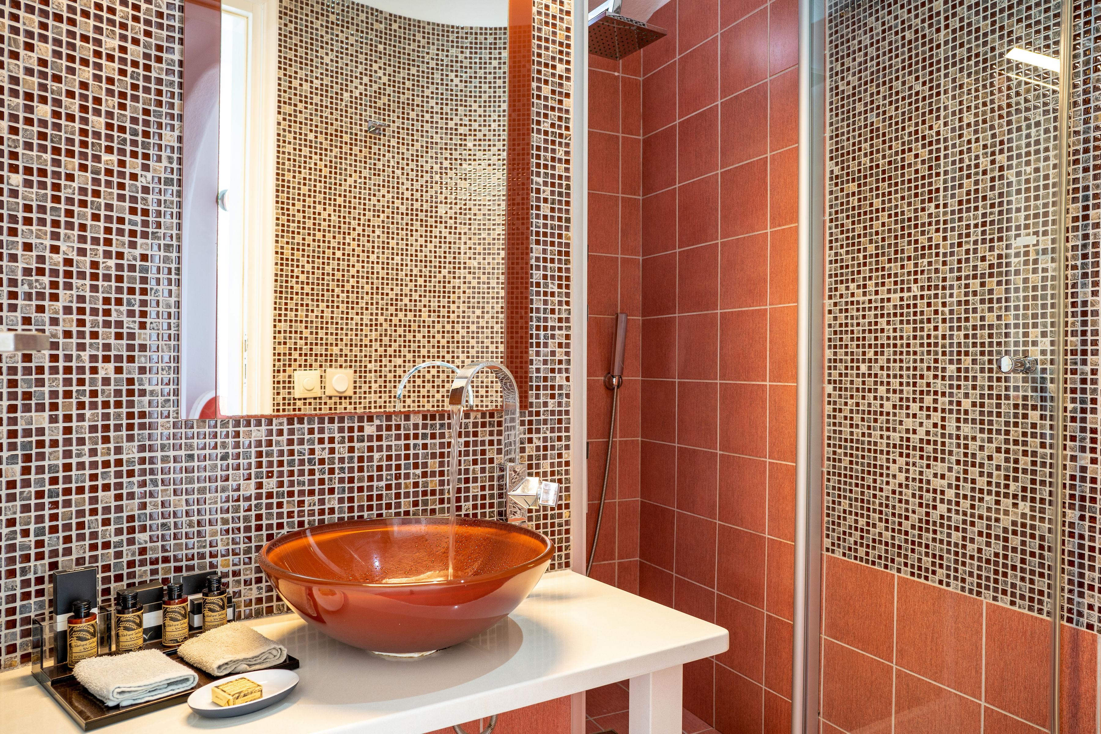 Delfini Aparthotel Oia